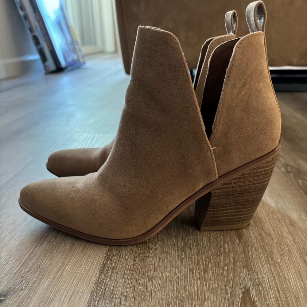 Universal Thread boots - Picture 2 of 2